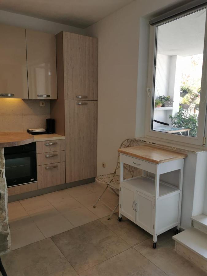 Near Beach Studio Каштела Экстерьер фото