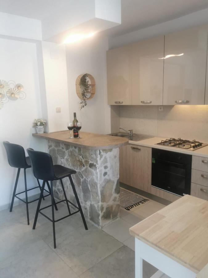 Near Beach Studio Каштела Экстерьер фото